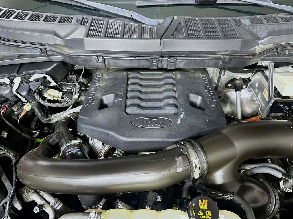 Used 2021 Ford F150 XLT w/ Equipment Group 302A High image 9