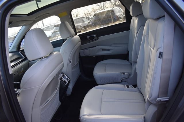 New 2026 Kia Sorento EX w/ EX Premium Package AWD/4WD image 23