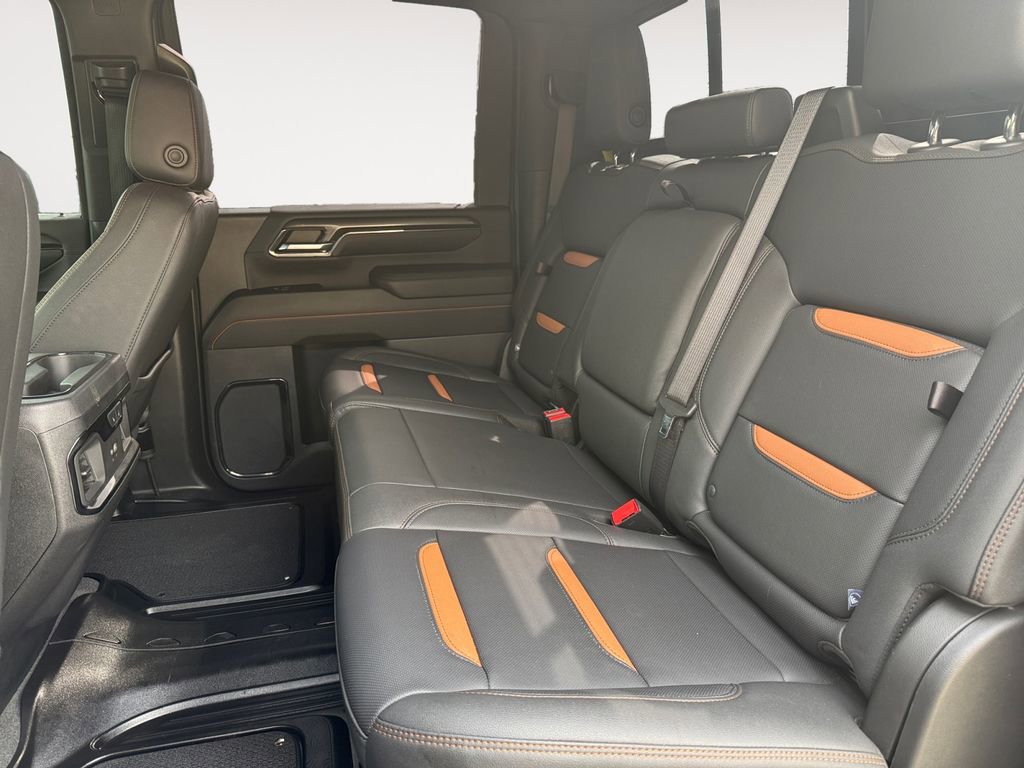 Used 2024 GMC Sierra 2500 AT4 w/ AT4 Premium Plus Package image 4