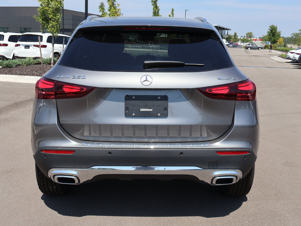 New 2026 Mercedes-Benz GLA 250 4MATIC image 5