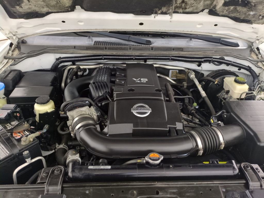 Used 2016 Nissan Frontier SV image 19