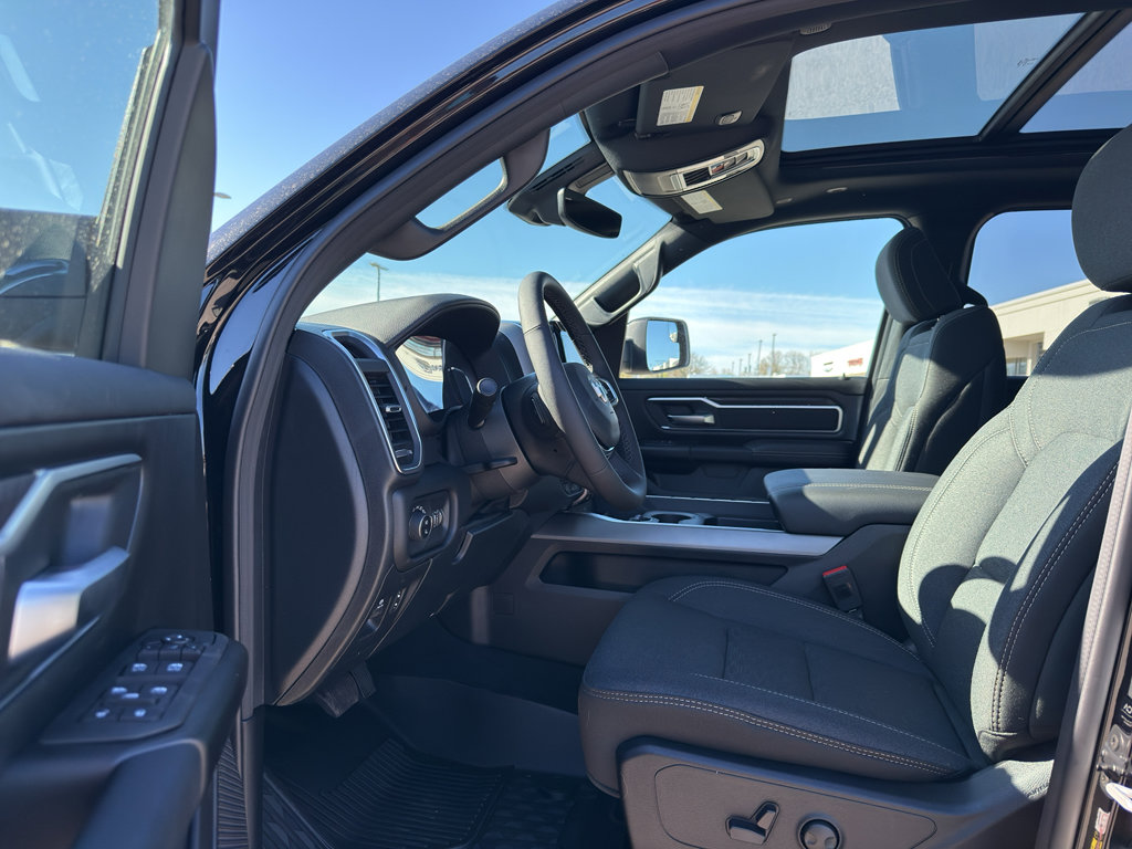 New 2026 RAM 1500 Big Horn AWD/4WD image 12