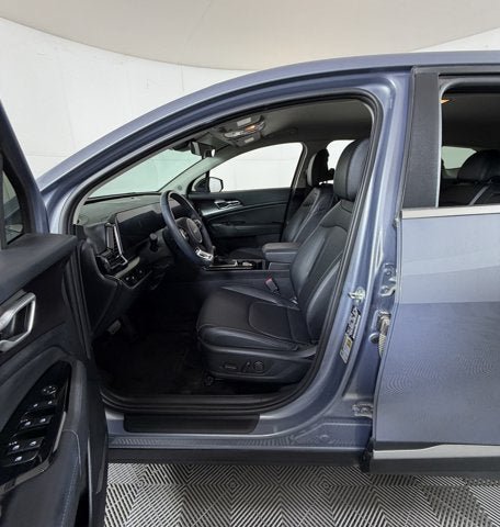 Used 2024 Kia Sportage EX FWD image 9