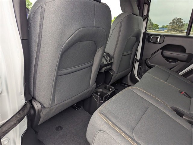 New 2025 Jeep Gladiator Sport image 28