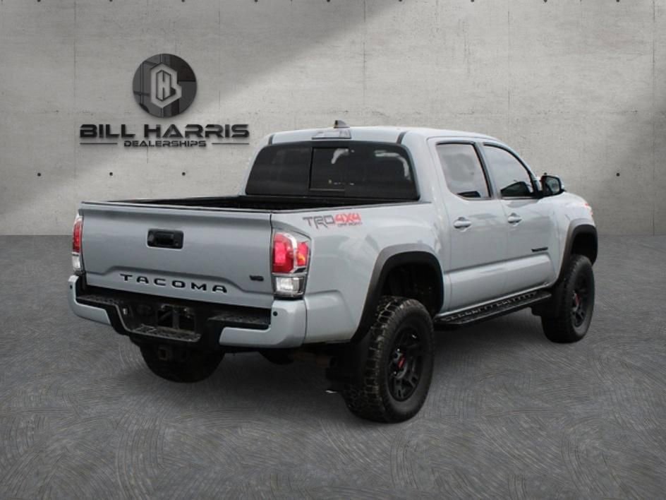 Used 2021 Toyota Tacoma TRD Off-Road w/ Technology Package AWD/4WD image 6