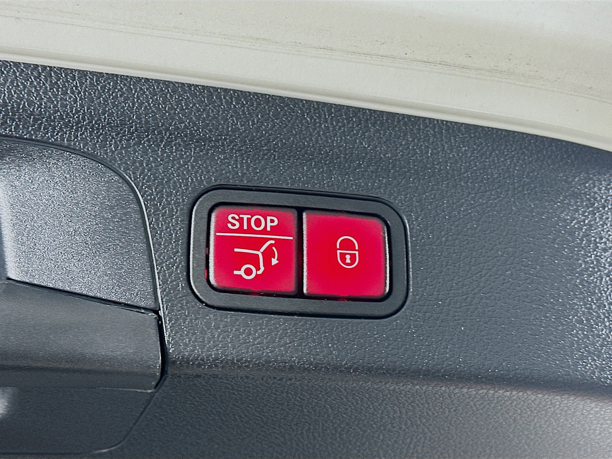 Certified 2024 Mercedes-Benz GLE 350 4MATIC image 35