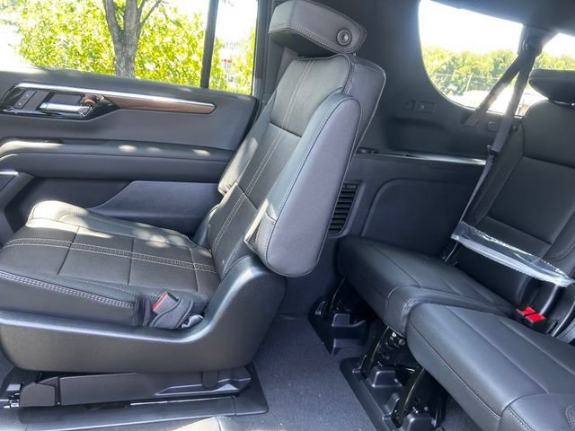 New 2026 Chevrolet Suburban High Country AWD/4WD image 20