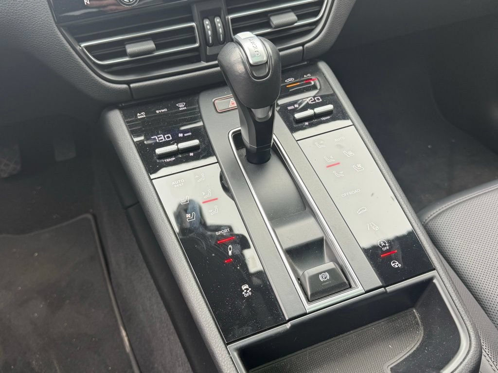 Used 2023 Porsche Macan S AWD/4WD image 41