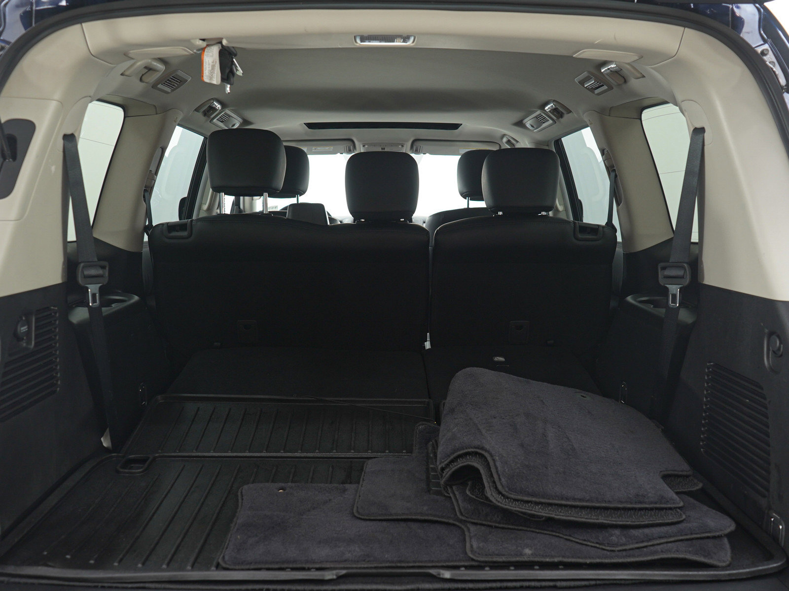 Used 2024 Nissan Armada SL w/ Cargo Package image 11