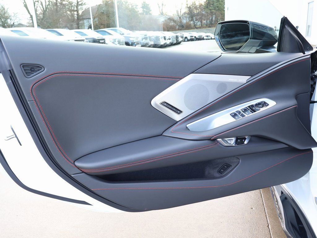 New 2026 Chevrolet Corvette E-Ray w/ Battery Protection Package image 10