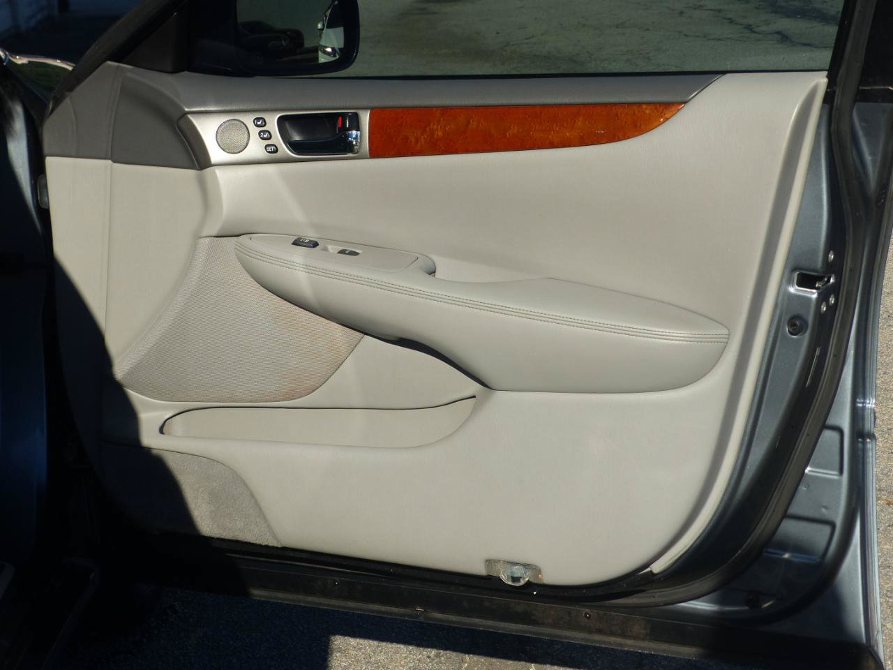 Used 2006 Lexus ES 330 FWD image 13