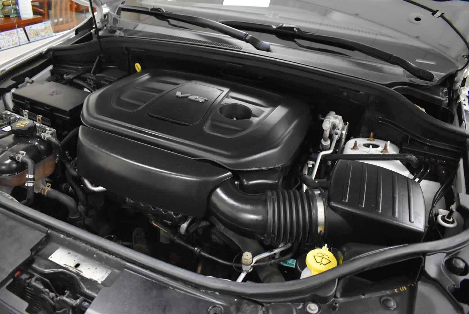 Used 2019 Jeep Grand Cherokee Altitude AWD/4WD image 28