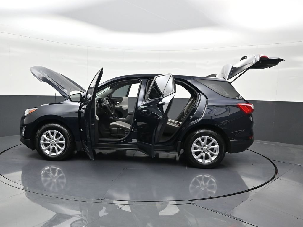 Used 2021 Chevrolet Equinox LS image 34