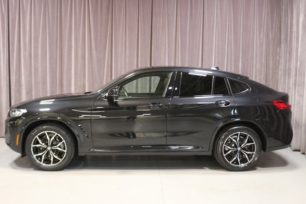 Certified 2023 BMW X4 xDrive30i w/ M Sport Package image 2