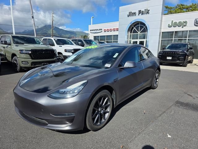 Used 2019 Tesla Model 3 Standard Range image 3