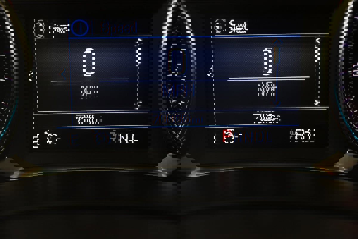 Used 2023 Chevrolet Equinox LT image 32