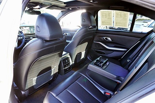 Used 2023 BMW 330i Sedan w/ Driving Assistance Package image 17