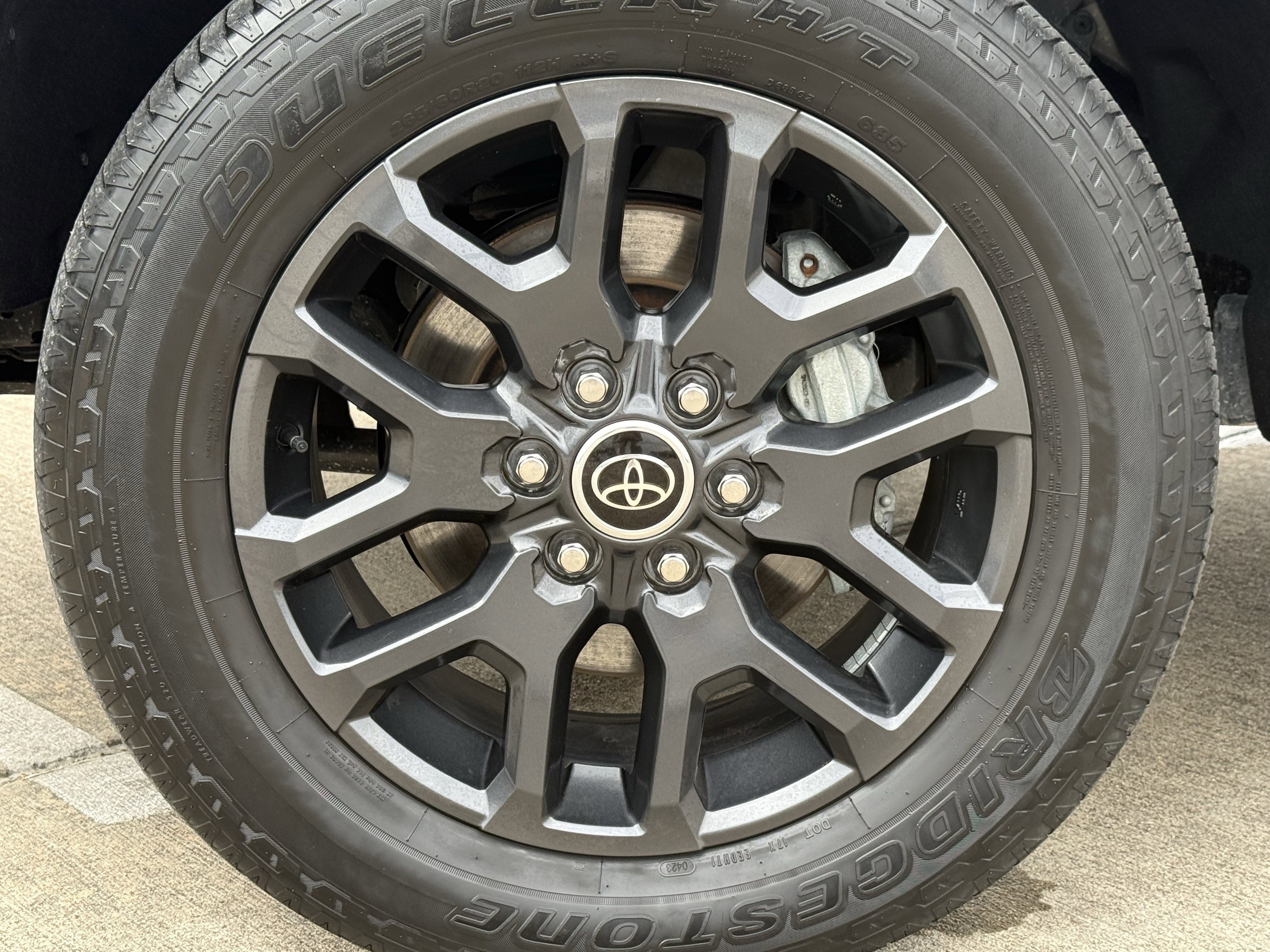 Used 2023 Toyota Tundra Platinum image 12