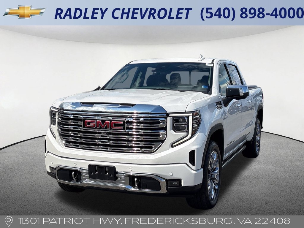 Used 2024 GMC Sierra 1500 Denali w/ Denali Reserve Package AWD/4WD image 1