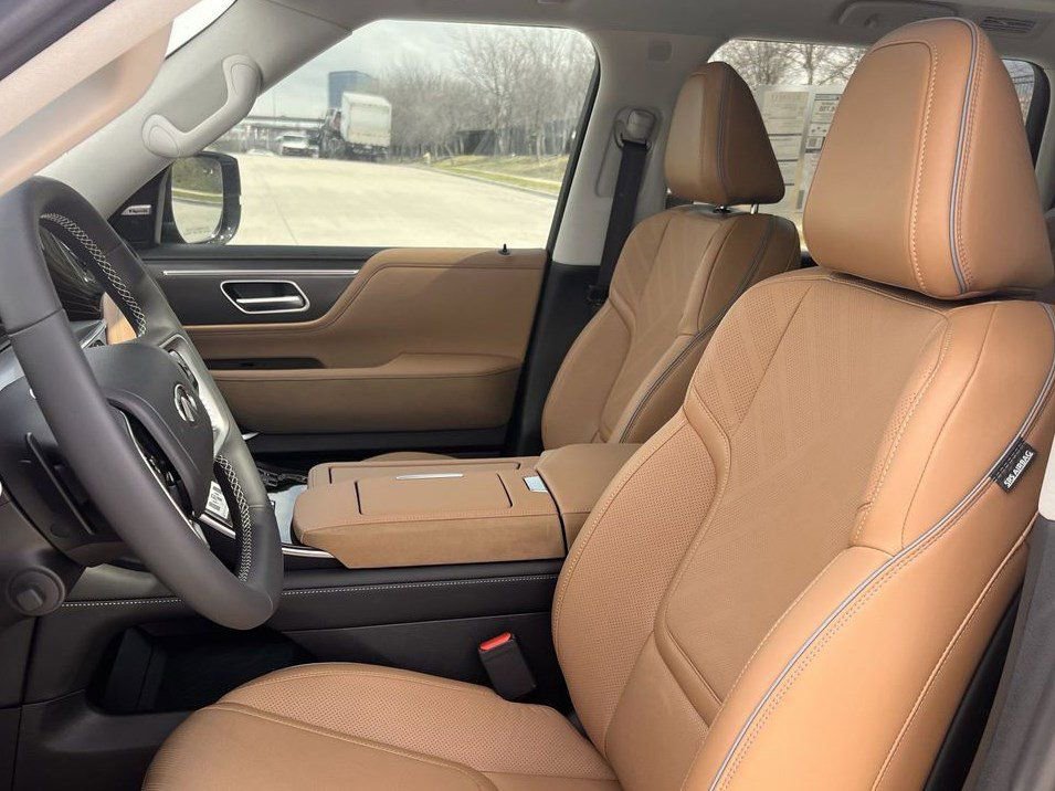 New 2026 INFINITI QX80 Luxe w/ Cargo Package image 22