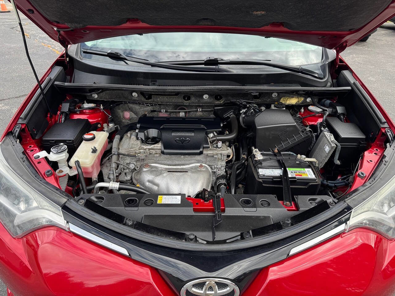 Used 2016 Toyota RAV4 XLE image 27