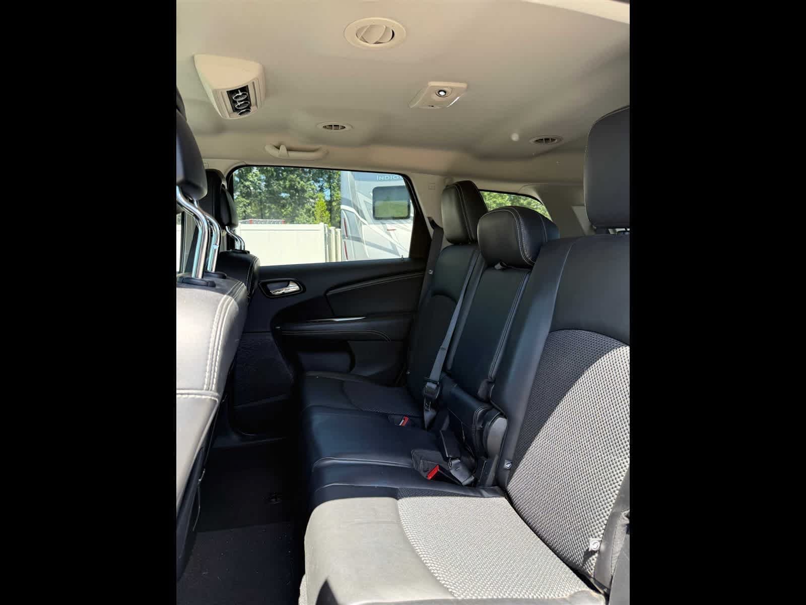 Used 2018 Dodge Journey Crossroad AWD/4WD image 13