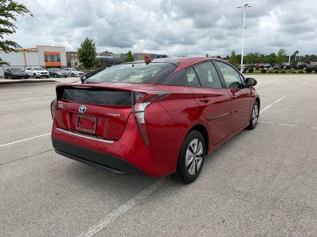 Used 2017 Toyota Prius Two w/ Prius Two Safety Plus Package FWD image 8