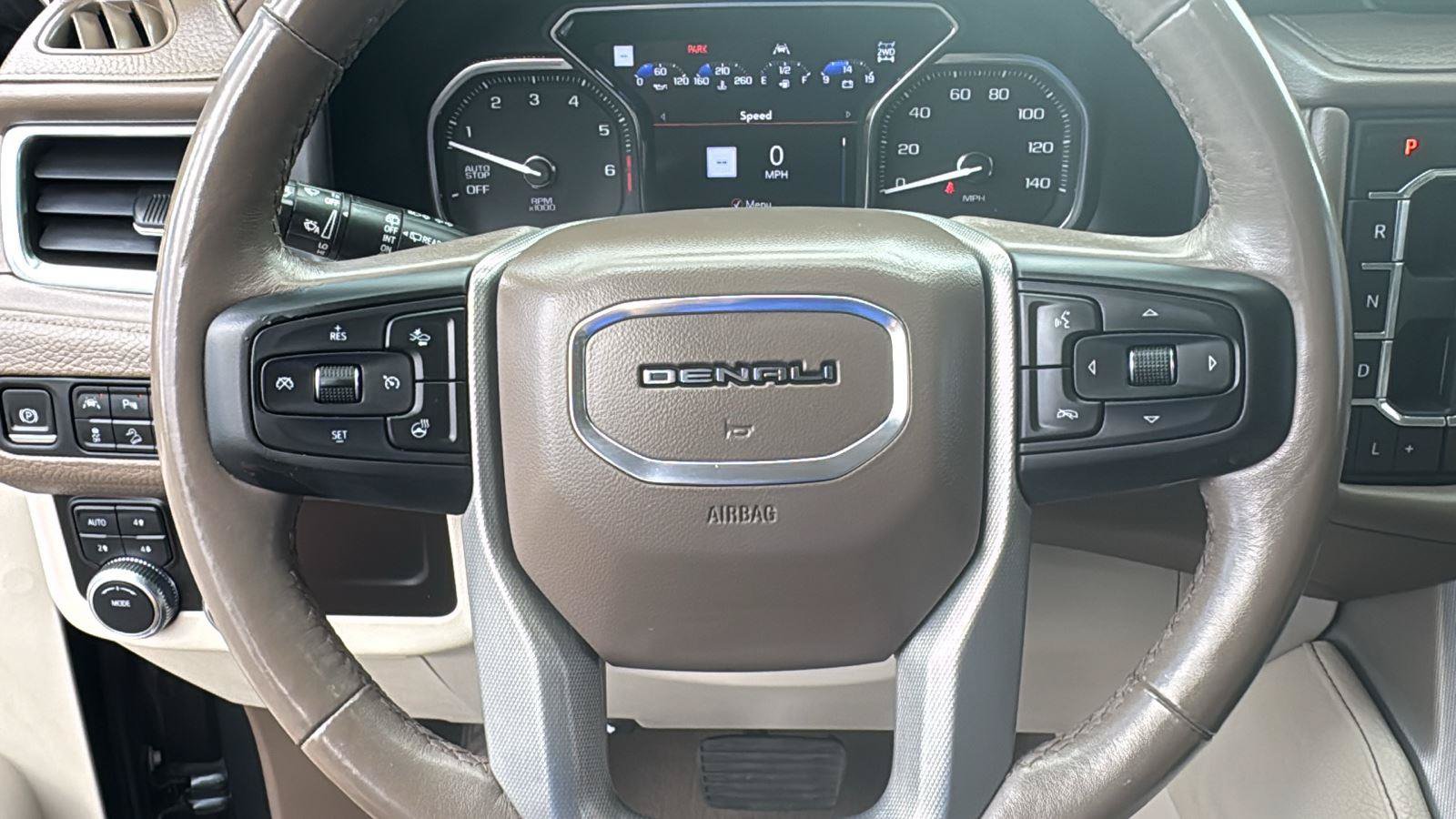 Used 2021 GMC Yukon XL Denali AWD/4WD image 17