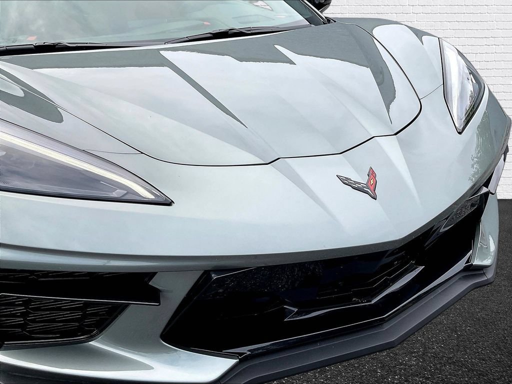 Used 2024 Chevrolet Corvette Stingray Preferred Cpe w/ Z51 Performance Package RWD image 23