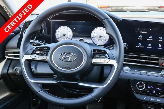 Certified 2023 Hyundai Elantra SEL w/ Convenience Package FWD image 17