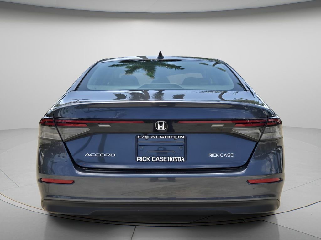 Used 2024 Honda Accord EX image 6