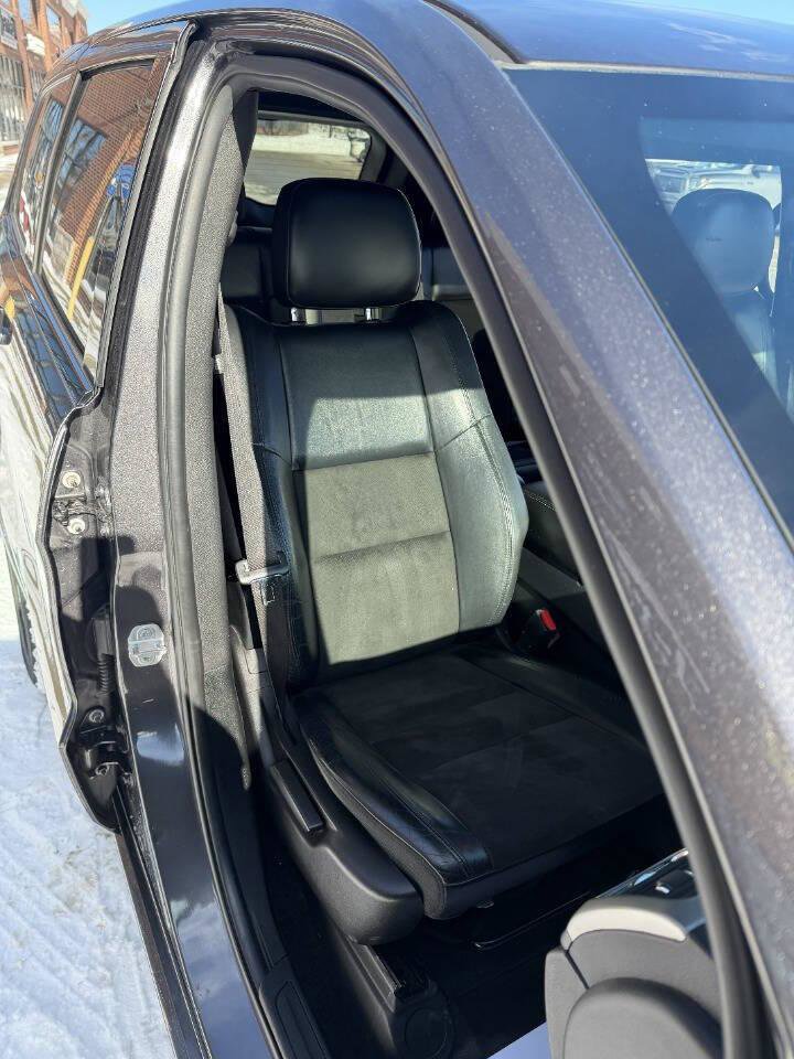 Used 2018 Jeep Grand Cherokee Altitude image 22