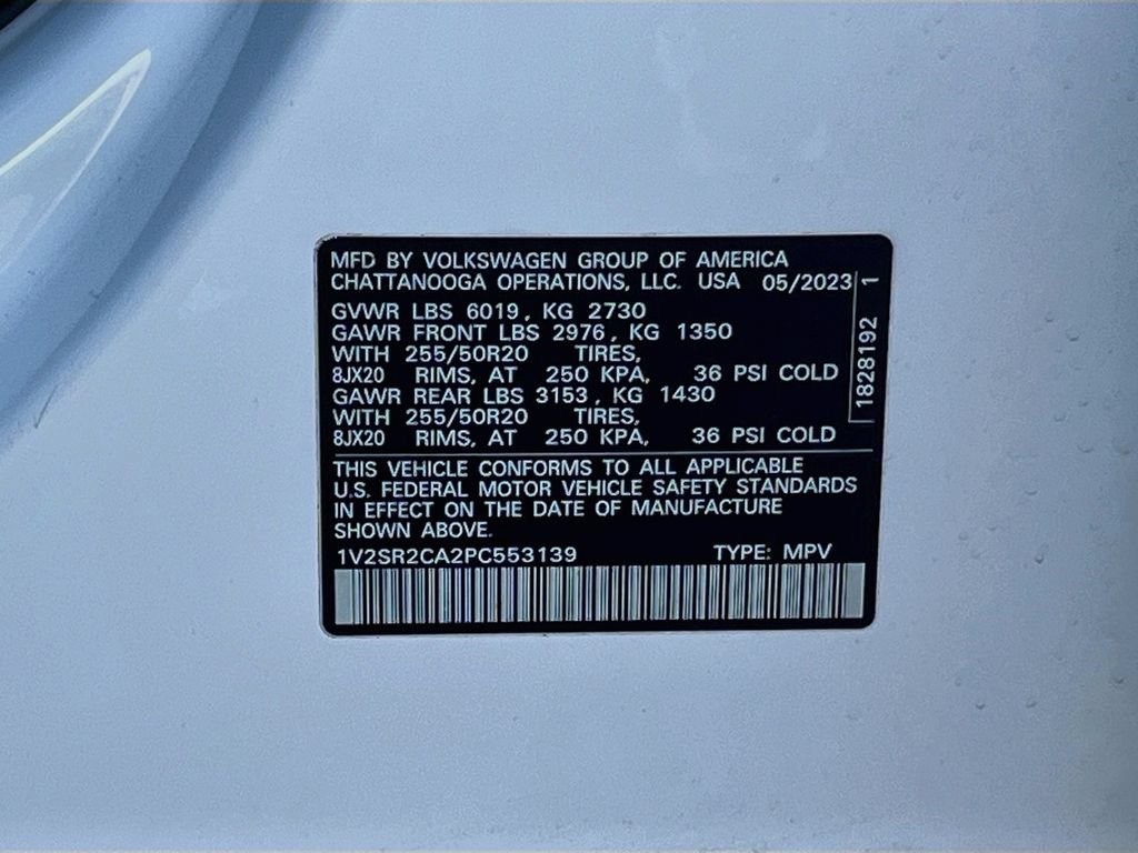 Used 2023 Volkswagen Atlas SEL R-Line AWD/4WD image 33