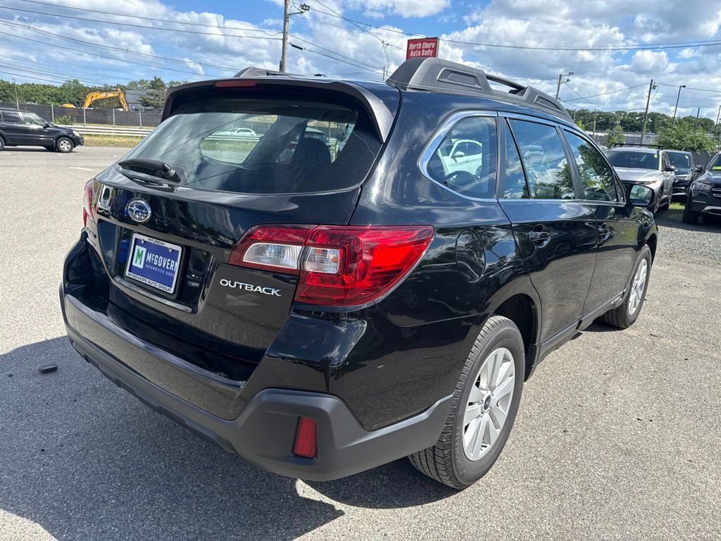 Used 2019 Subaru Outback 2.5i AWD/4WD image 5