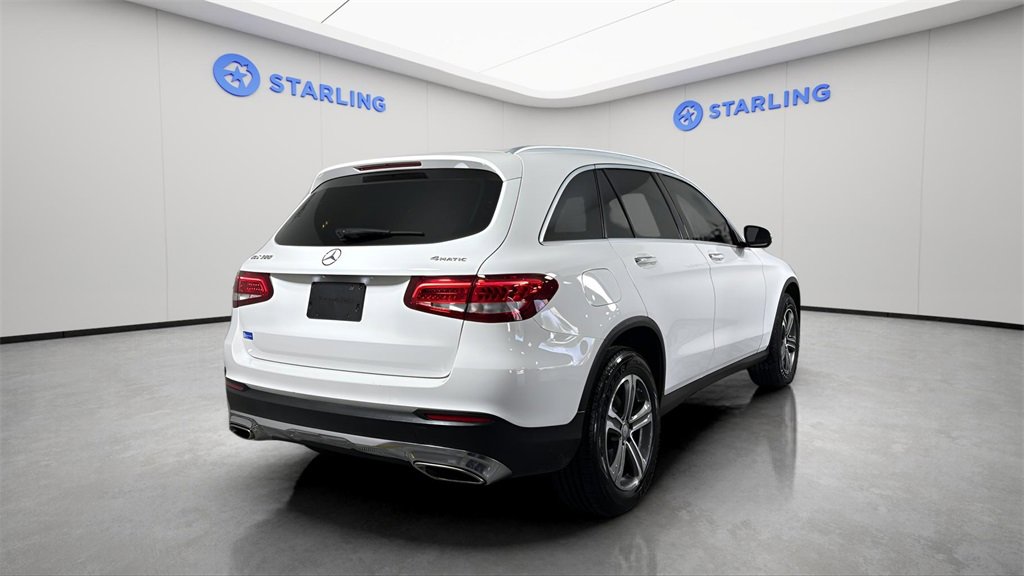 Used 2017 Mercedes-Benz GLC 300 4MATIC image 8