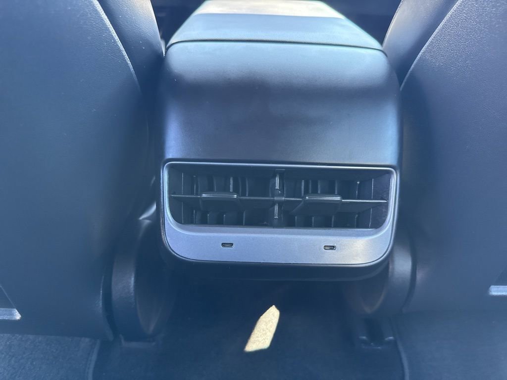 Used 2022 Tesla Model 3 Performance image 17