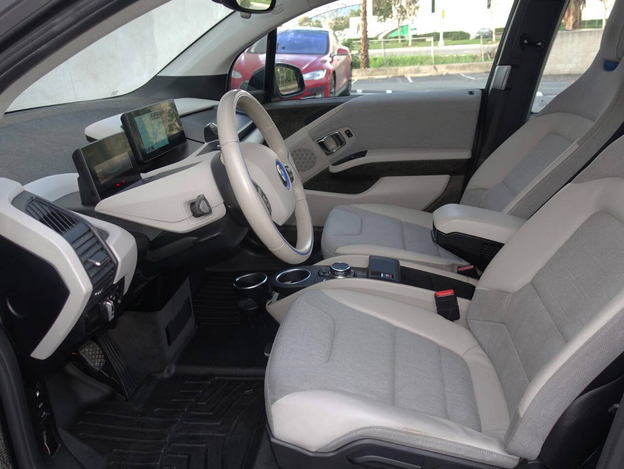 Used 2015 BMW i3 w/ Range Extender RWD image 33