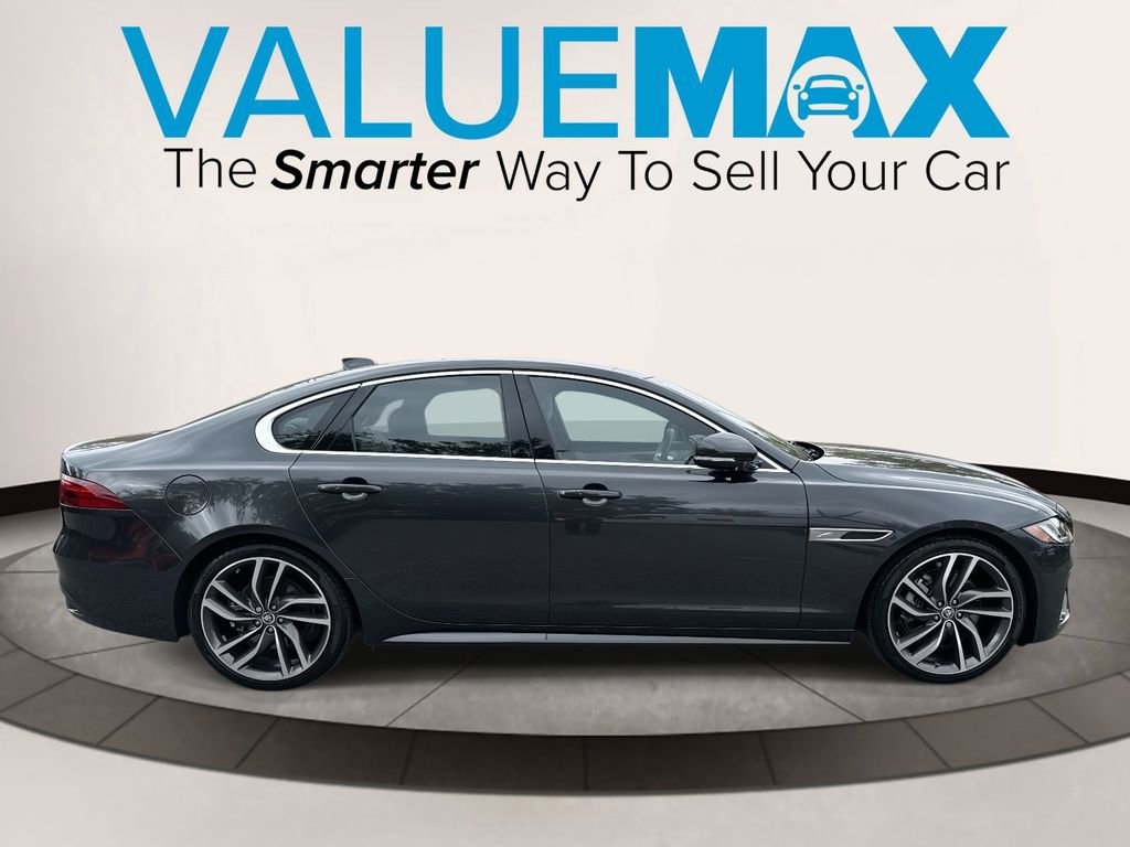 Used 2024 Jaguar XF R-Dynamic SE image 2