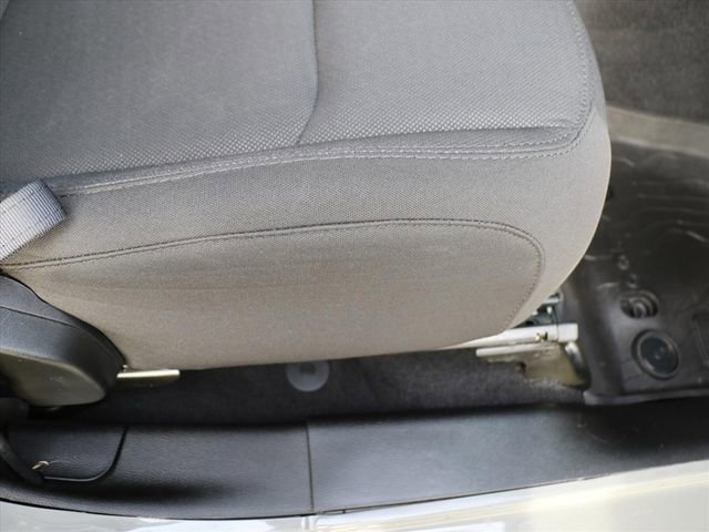 Used 2023 Jeep Wrangler Sport S image 9