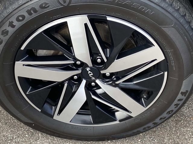 Used 2022 Kia Sorento S image 25