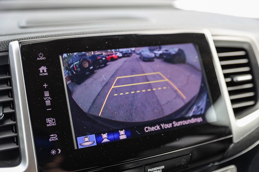 Used 2018 Honda Pilot Touring image 23