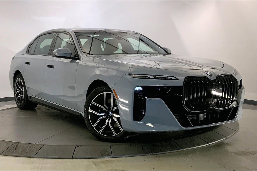 New 2025 BMW 740i xDrive 740i xDrive image 11