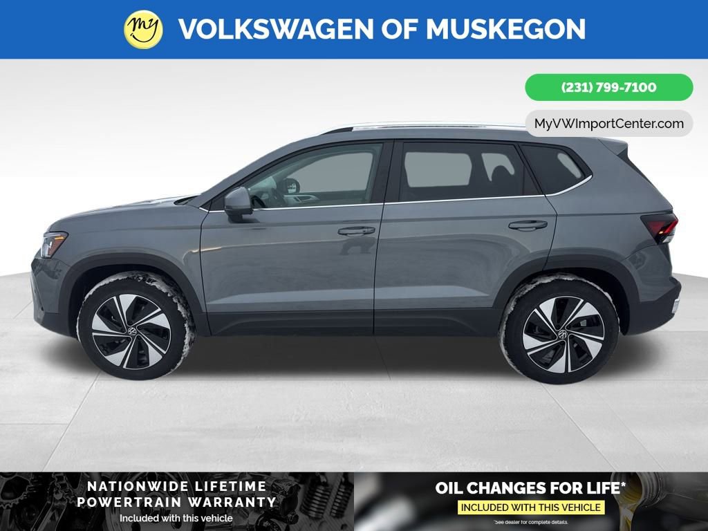 New 2026 Volkswagen Taos SE image 4