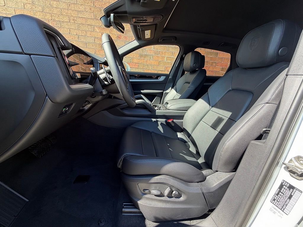 New 2026 Porsche Cayenne image 5