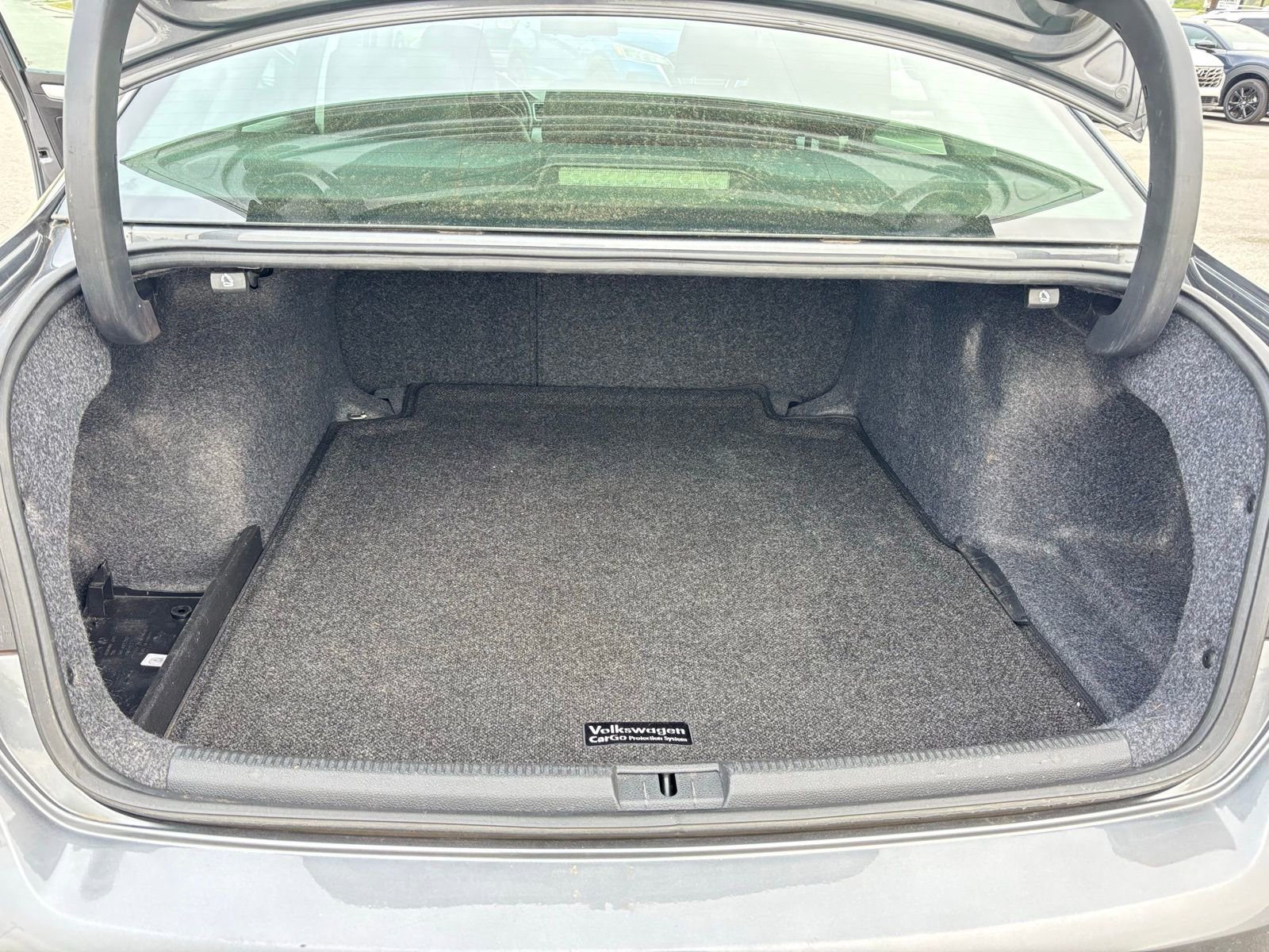 Used 2013 Volkswagen Passat 2.5 SE image 17