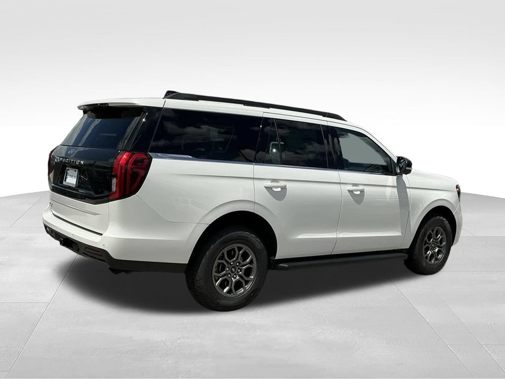 New 2026 Ford Expedition Active RWD image 8