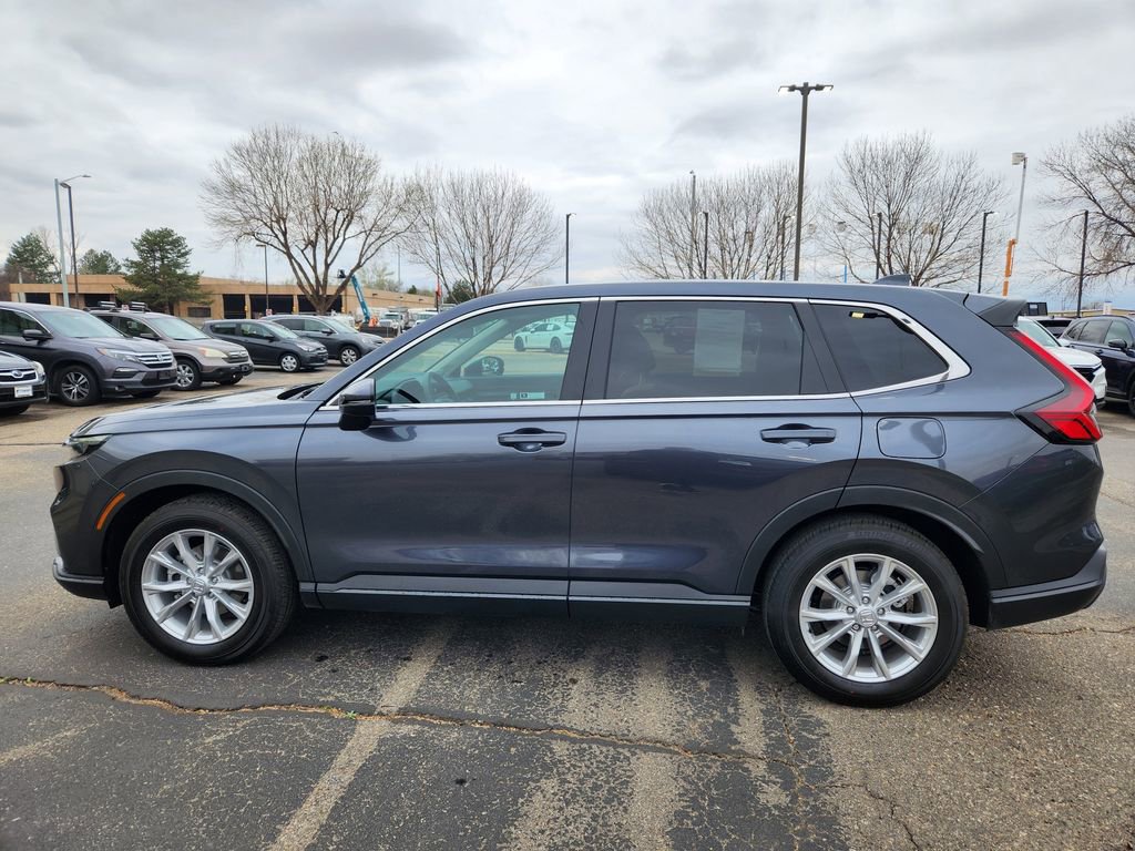 Used 2025 Honda CR-V EX image 4