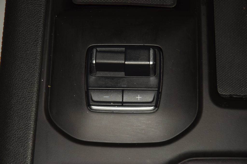 Used 2024 GMC Sierra 2500 AT4 w/ AT4 Preferred Package AWD/4WD image 38
