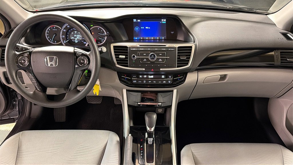 Used 2017 Honda Accord LX image 14