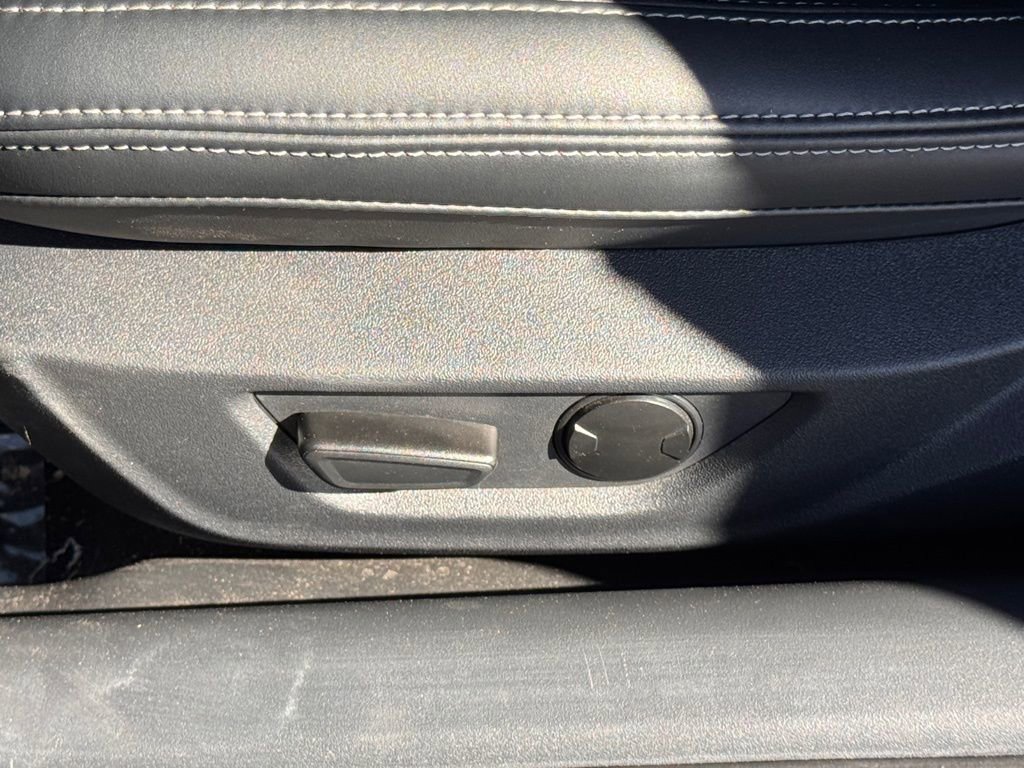 Used 2025 Ford Mustang GT Premium w/ GT Performance Package image 18